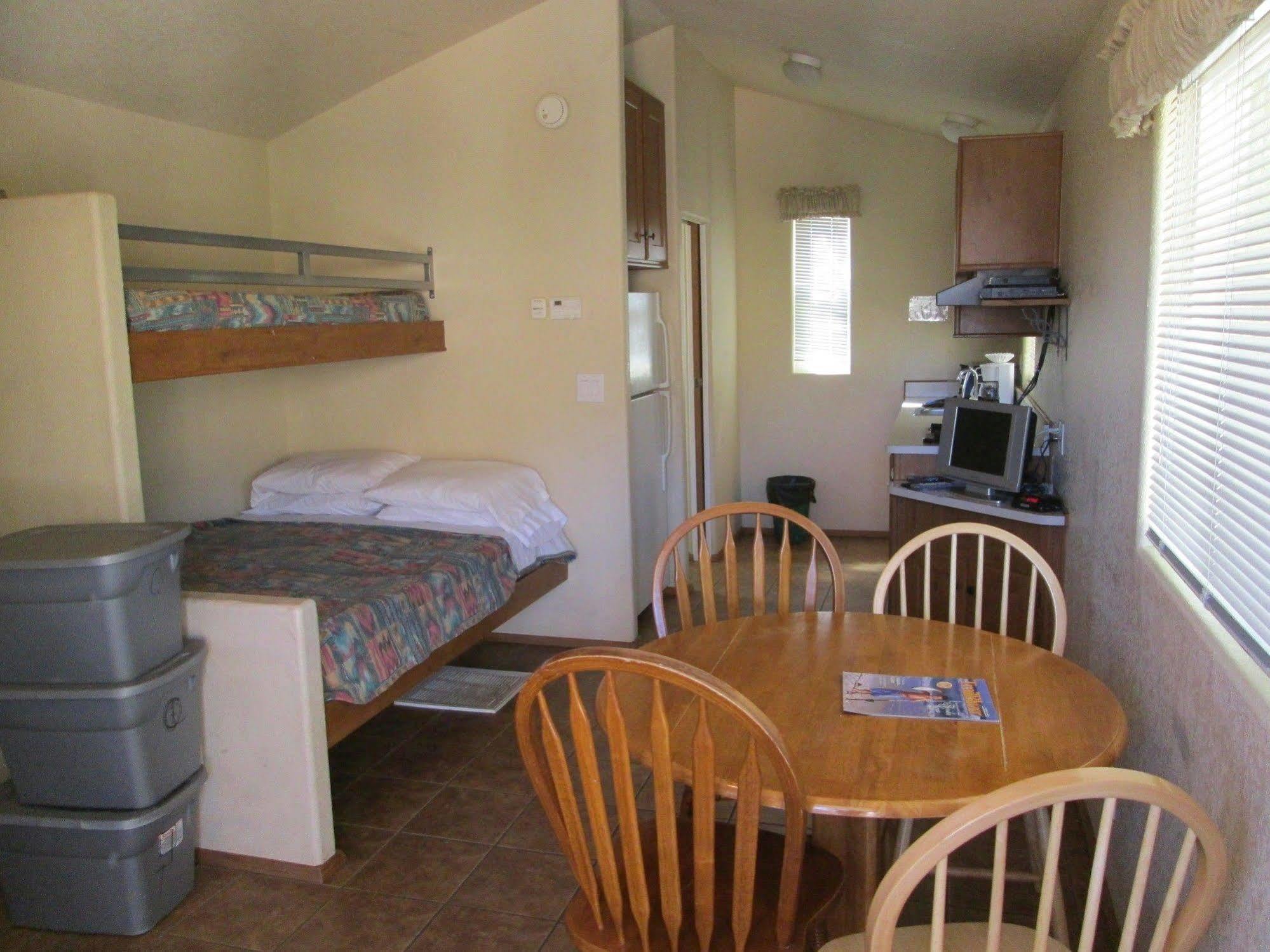 Rancho Oso Rv & Camping Resort Goleta Extérieur photo